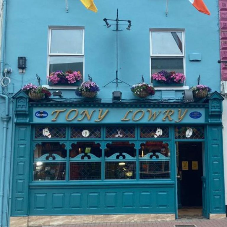 Tony Lowrys tipperary town 768x768